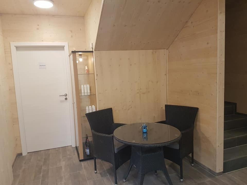רויטה Gaestehaus Am Hahnenkamm מראה חיצוני תמונה